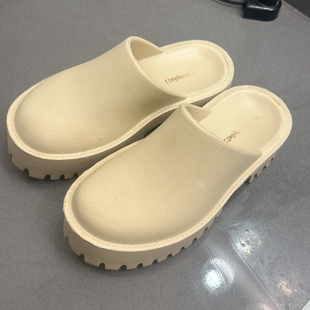 Bae Platform Mules - Free People🤍